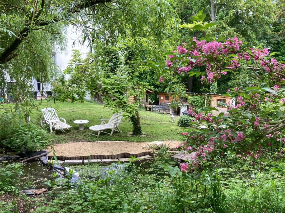 Le Bois Des Sources Lägenhet Saint-Marcel  Exteriör bild