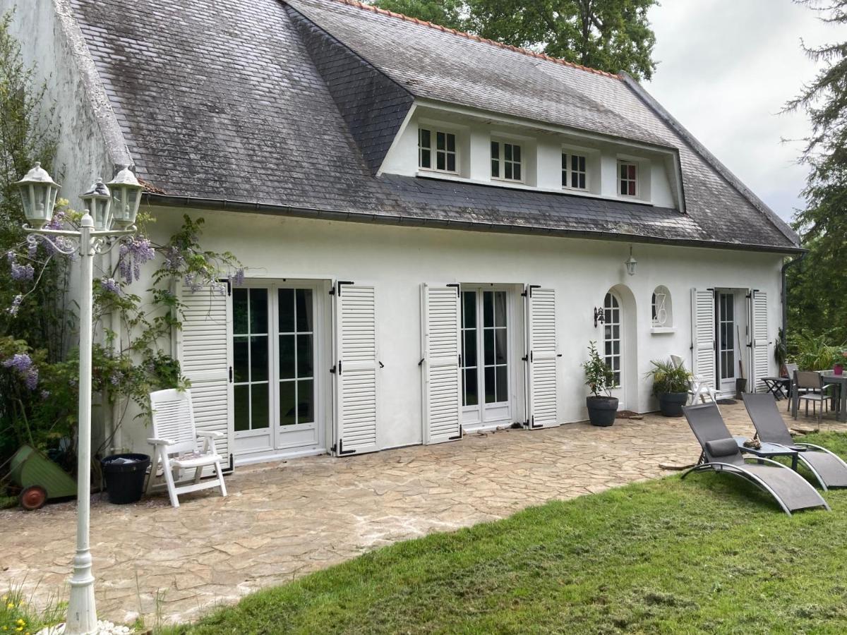 Le Bois Des Sources Lägenhet Saint-Marcel  Exteriör bild